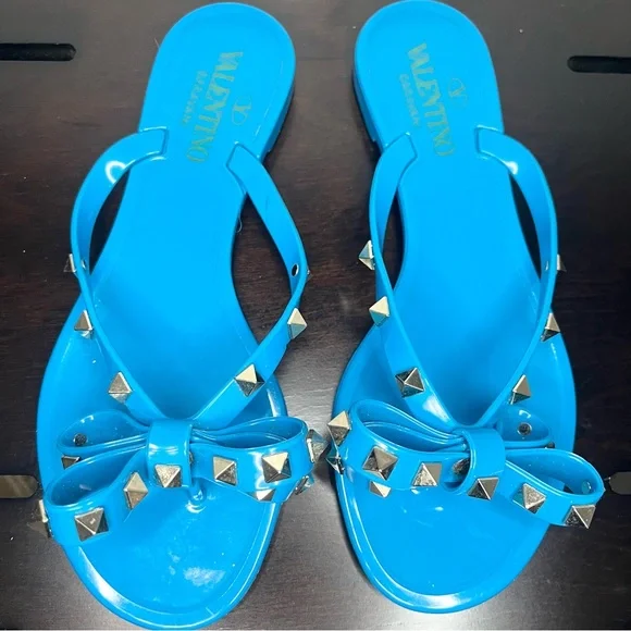 Valentino Garavani Rockstud Blue Rubber Casual Sandals - Picture 2 of 7